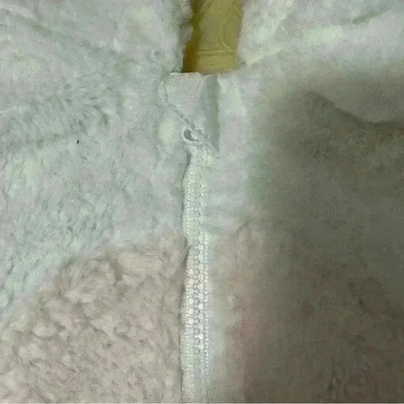 First Impressions Baby Bunny Bunting Size 6-9 Month - Macy’s 2020 - Picture 7 of 11